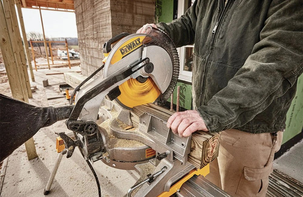 DeWalt DWS715 15Amp 12" Compound Single Bevel Miter Saw (IEC Compliant)