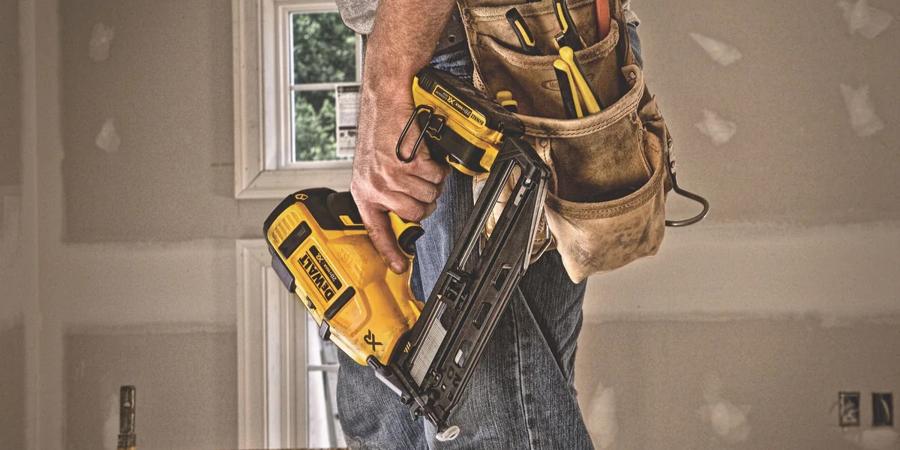 DeWalt DCN660B 20V MAX 16Ga Angled Cordless Finish Nailer, Bare Tool