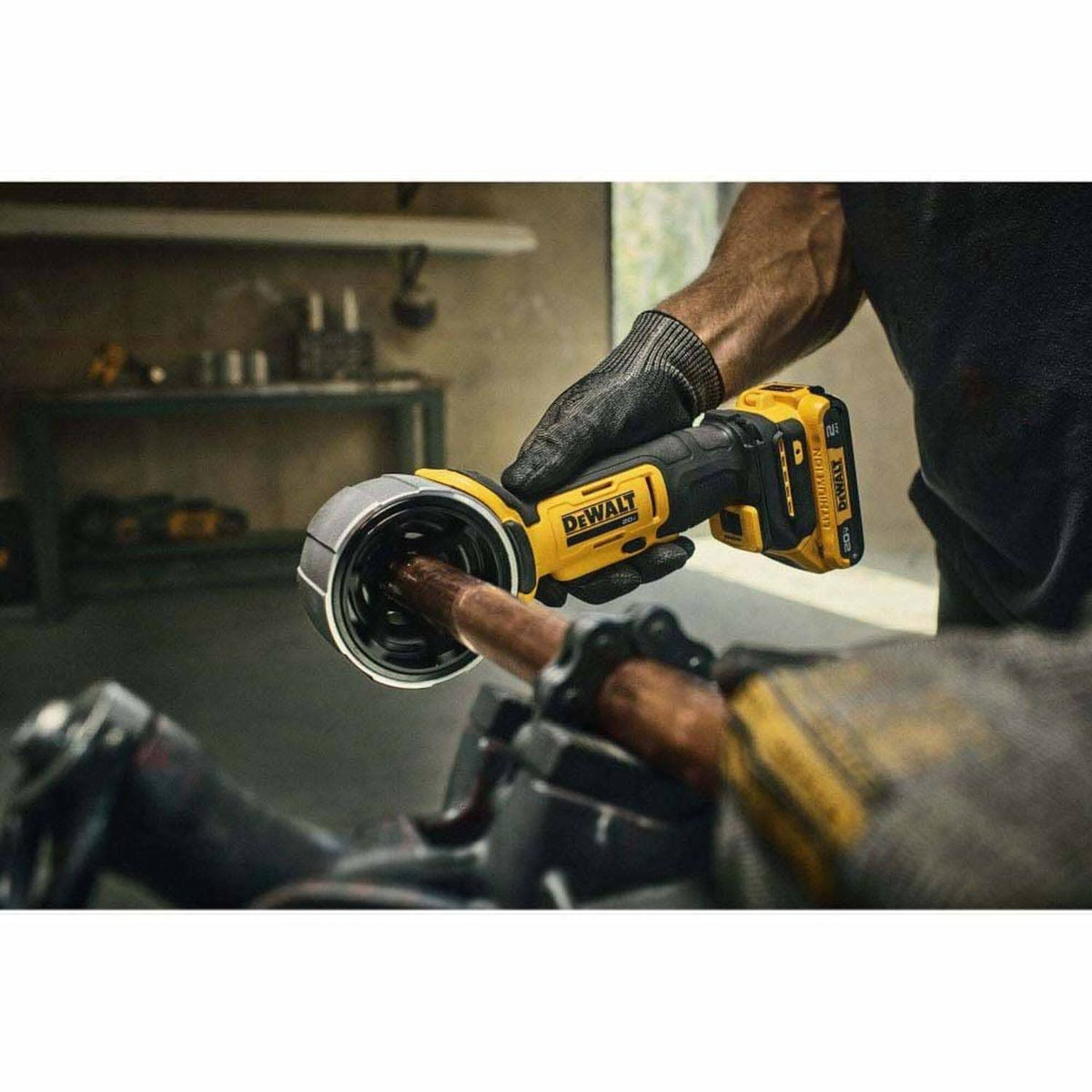 DEWALT DCE710B 20V MAX Pipe Deburring Tool - 9