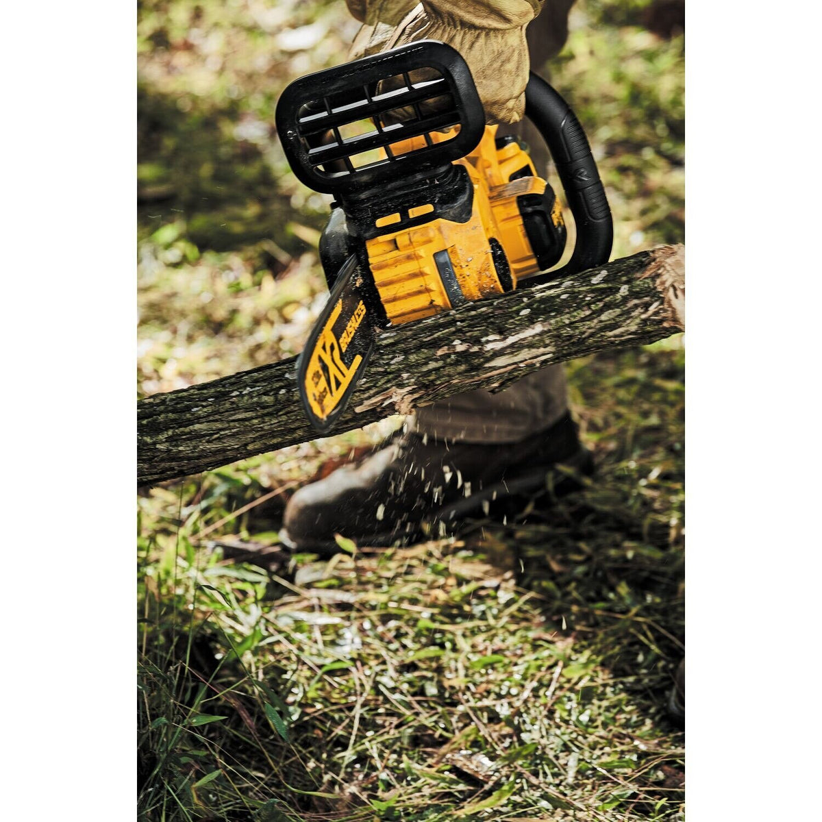 DeWalt DCCS670B 60 V MAX* Brushless Chainsaw (Bare) - 5