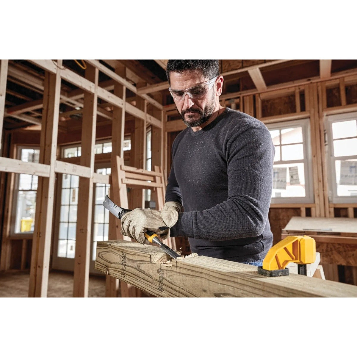 DeWalt DWHT16862 Wood Chisel Set with Carbon Steel Blades and Bi Material Handles (3 Piece) - 3