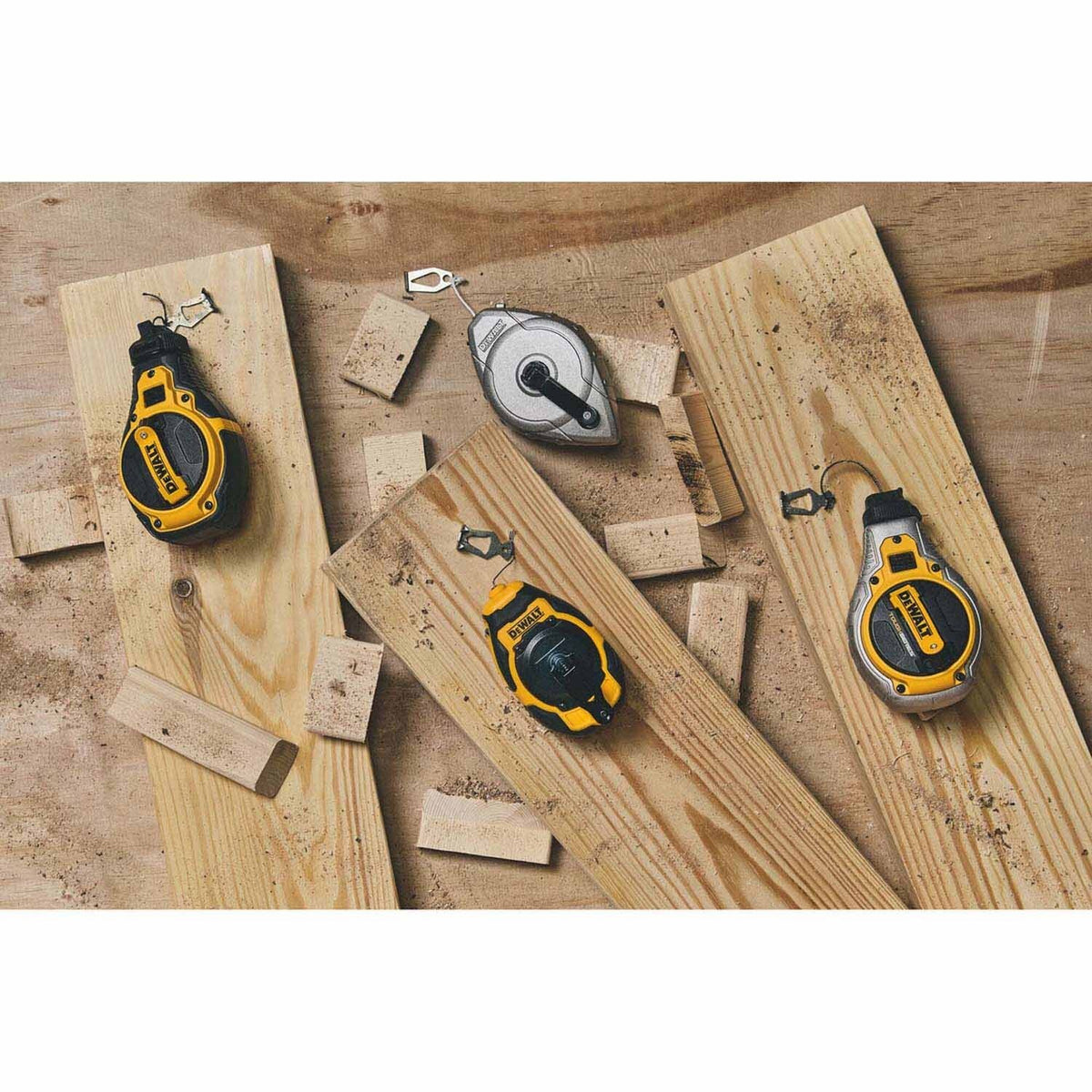 DeWalt DWHT48333 Bi-Material Chalk Reel for Precise Layout and Fast Rewind - 7