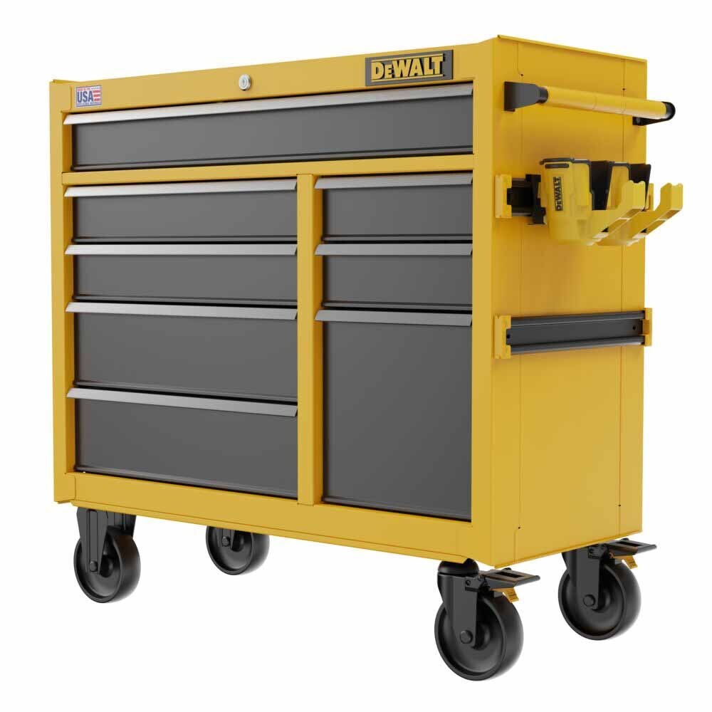 DeWalt DWST41092 41" Wide 8-Drawer 
Rolling Tool Cabinet