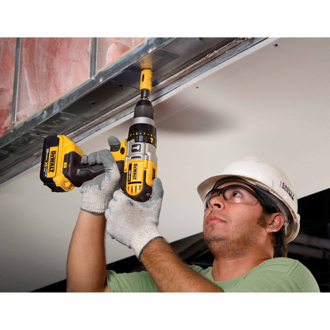 Dewalt DCD985M2 20V Max 1/2" Premium 3-Speed Hammerdrill Kit (3.0AH) - 9