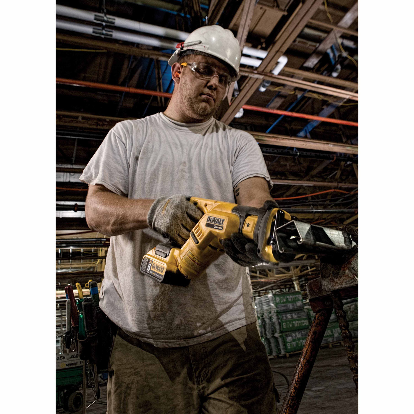 DeWalt DCS387P1 20V MAX Compact Reciprocating Saw Kit - 5
