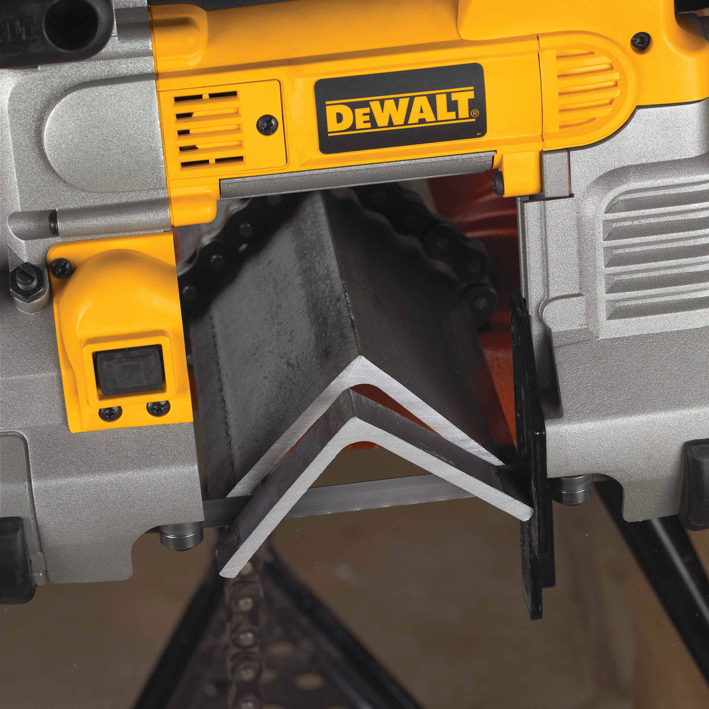 DeWalt DWM120 Heavy-Duty Variable Speed Deep Cut Portable Band Saw