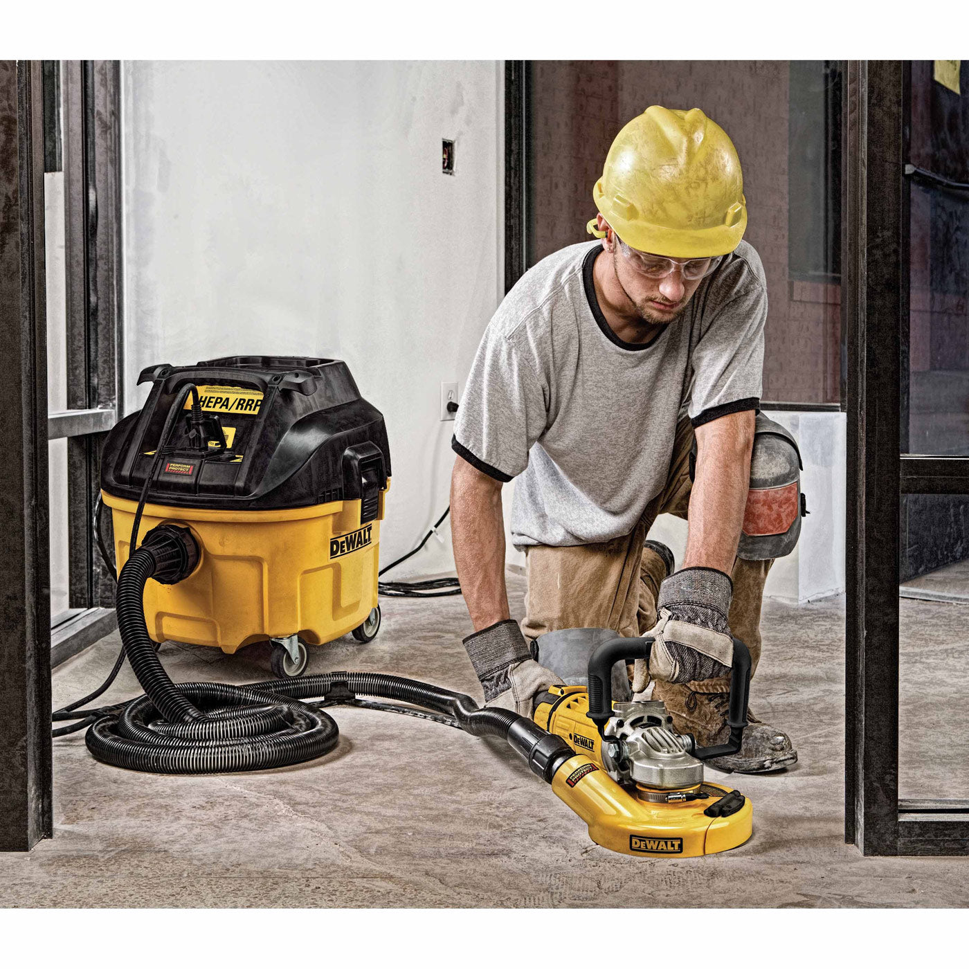 DeWalt DWV010 8 Gal HEPA/RRP Dust Extractor with Automatic Filter Cleaning